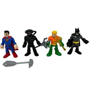Imaginext DC Super Friends Super-Hero Showdown Action Figures